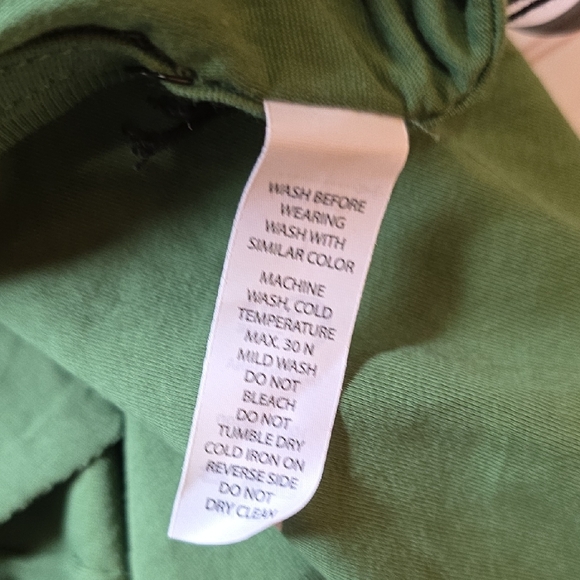 ZYIA ACTIVE Pine Community Muscle Tank. NWT 100% Cotton. - Picture 4 of 5